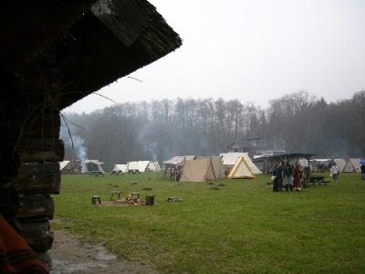 Wikingerdorf Gross Raden mit Rauch